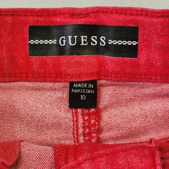 Pink Butterfly Embroidered Shorts - Picture 2 of 8